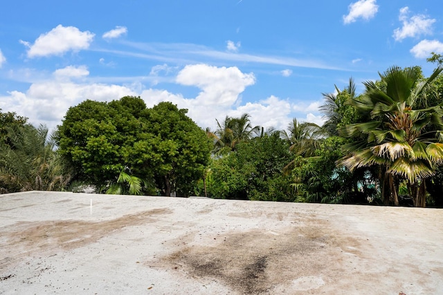 82260 Overseas Hwy, Islamorada, FL 33036 - view of road