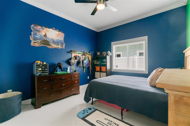 bedroom with crown molding and a ceiling fan