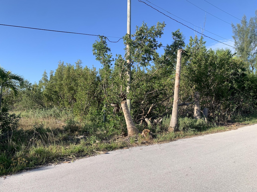 Cruton Ave, Marathon, FL 33050 - photo 1
