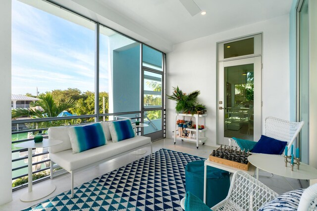 view of sunroom / solarium