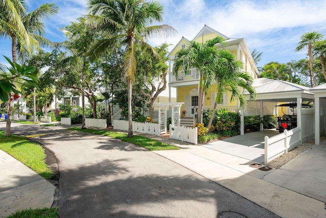 view of front of home