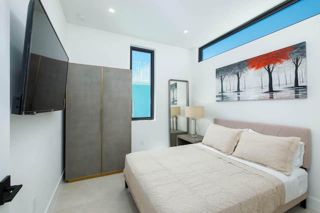 94825 Overseas Hwy Unit 174, Key Largo, FL 33037 - bedroom featuring recessed lighting and baseboards