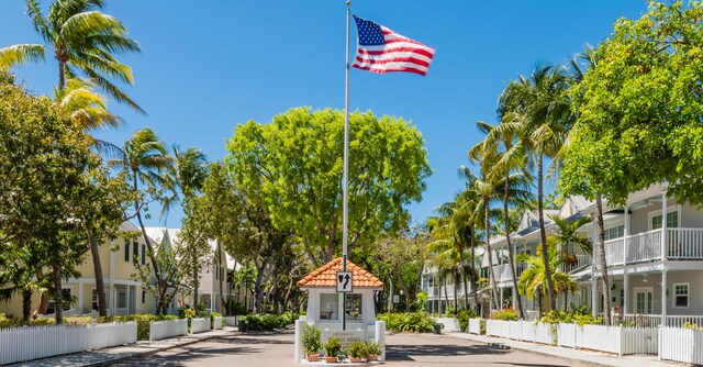 115 Front St Unit 202, Key West, FL 33040 - view of building exterior