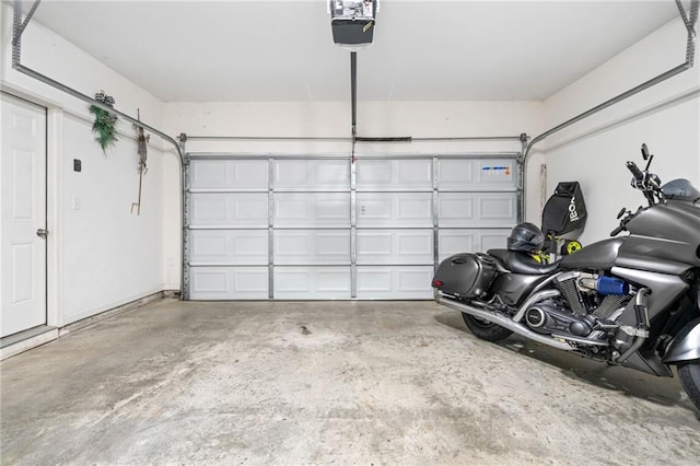 1560 Avalon Creek Rd, Sugar Hill, GA 30518 - garage with a garage door opener
