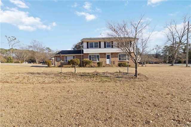 front of property with a front yard