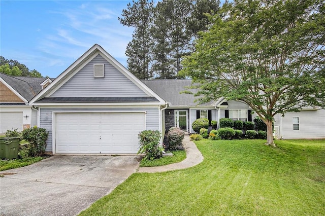 104 Terrapin Ct, Carrollton, GA 30116 - view of front facade featuring driveway, a garage, and a front lawn