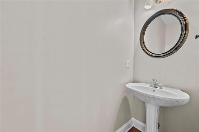 1920 Lee Patrick Dr, Dacula, GA 30019 - bathroom featuring baseboards