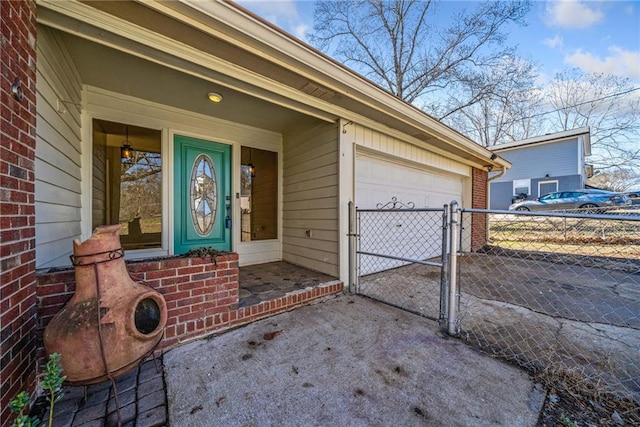 property entrance featuring a garage