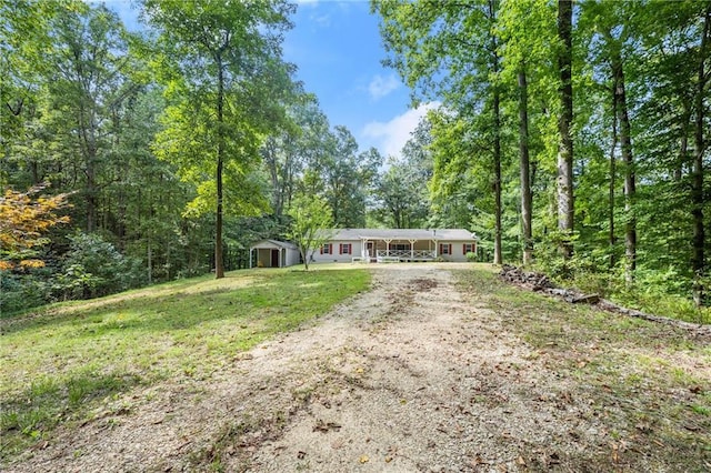 view of front of property with a front lawn