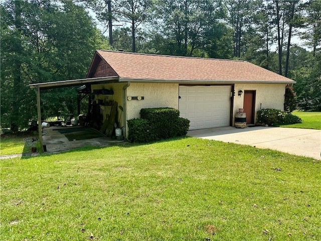 115 Cannongate Cir, Sharpsburg, GA 30277 - view of front of house featuring stucco siding, an outbuilding, concrete driveway, and a front yard