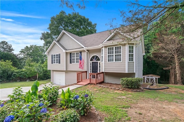 356 Chardonnay Trce, Braselton, GA 30517 - raised ranch featuring driveway, an attached garage, and a front yard