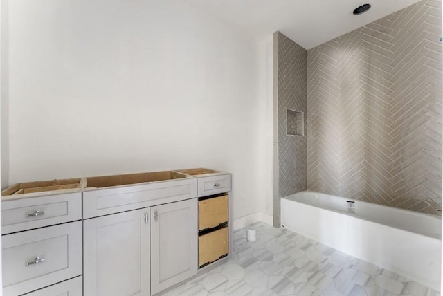 bathroom featuring shower / bath combination