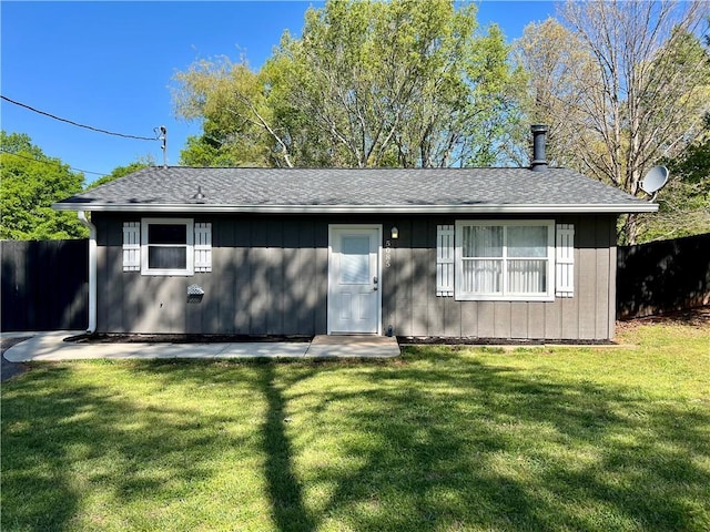5085 Truman Mountain Rd, Gainesville, GA 30506 - view of front of house featuring a shingled roof