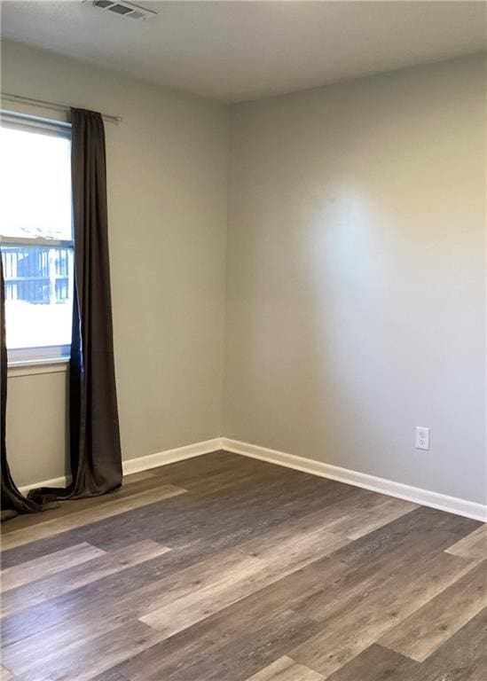 5085 Truman Mountain Rd, Gainesville, GA 30506 - unfurnished room featuring dark wood finished floors and baseboards