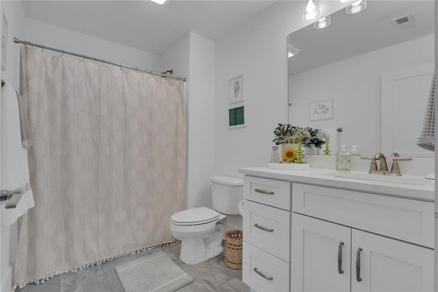 147 Wolf Creek Cv, Lagrange, GA 30240 - full bathroom with vanity and a shower with curtain