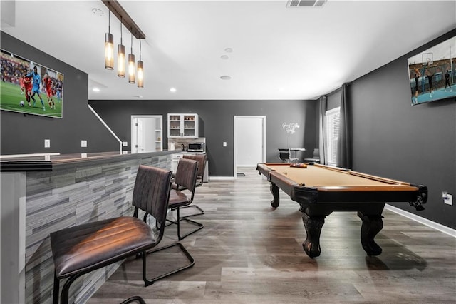 rec room featuring hardwood / wood-style floors and billiards