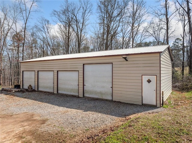 view of detached garage