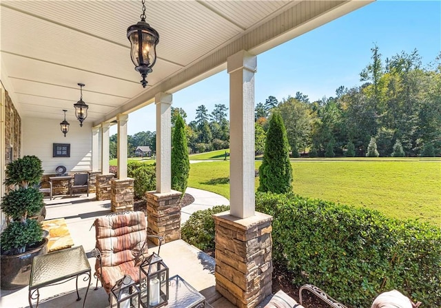 view of patio / terrace with covered porch