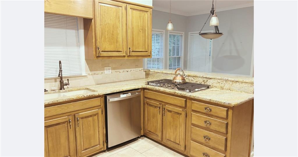 11575 Wildwood Springs Dr, Roswell, GA 30075