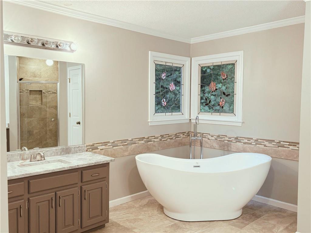 11575 Wildwood Springs Dr, Roswell, GA 30075