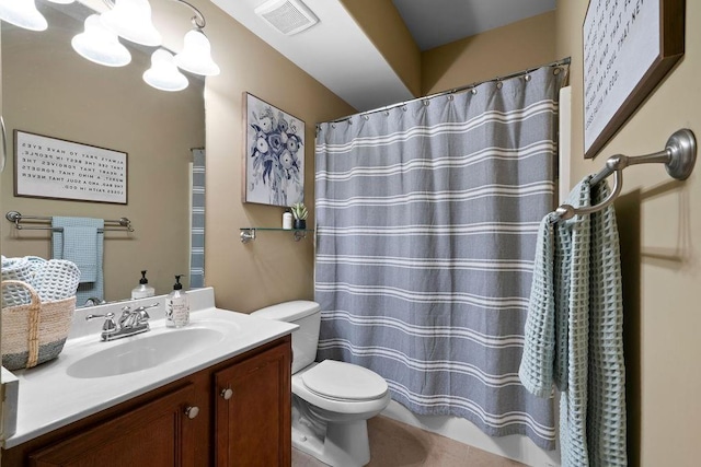 7251 Bluewater Ln, Douglasville, GA 30135 - full bath with toilet, vanity, and a shower with curtain