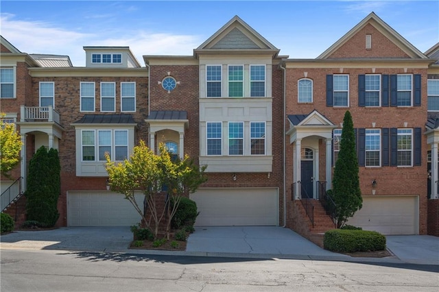 1530 Wehunt Cir SE Unit 19, Smyrna, GA 30082 - townhome / multi-family property with a garage, brick siding, and concrete driveway