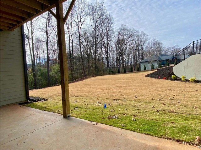 9224 Waldrip Rd, Gainesville, GA 30506 - view of grassy yard featuring a patio area
