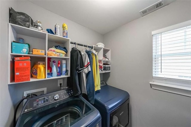 7835 Keepsake Ln, Flowery Branch, GA 30542 - laundry room featuring separate washer and dryer