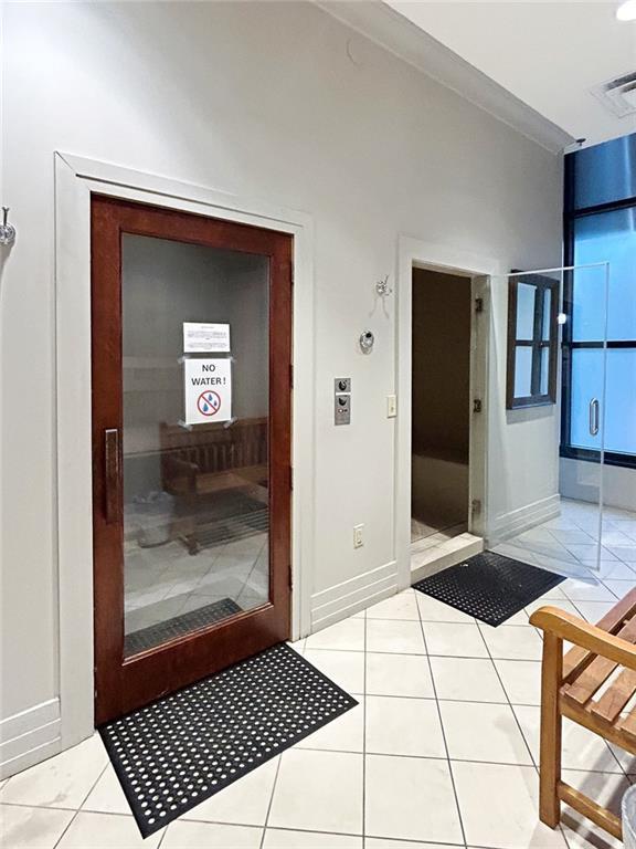 3040 Peachtree Rd NW Unit 1501, Atlanta, GA 30305 - interior space with baseboards
