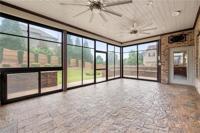 4015 Roberts Crest Ln, Suwanee, GA 30024 - unfurnished sunroom featuring a ceiling fan and healthy amount of natural light