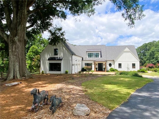3842 Ernest W Barrett Pkwy SW, Marietta, GA 30064 - modern farmhouse style home with board and batten siding