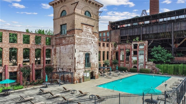 170 Boulevard Se E127, Atlanta, GA 30312 - community pool with a patio