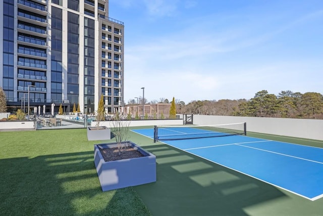 2425 Peachtree Rd NE Unit 903, Atlanta, GA 30305 - view of tennis court