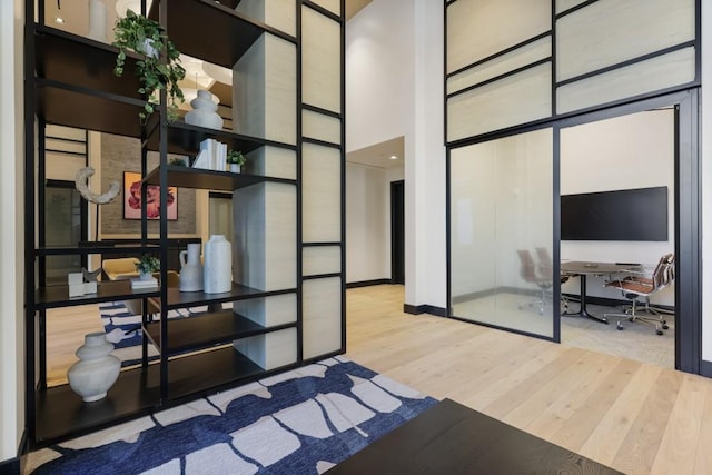 2425 Peachtree Rd NE Unit 903, Atlanta, GA 30305 - community lobby featuring a towering ceiling