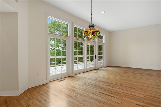 267 Starcross Ln, Jasper, GA 30143 - unfurnished dining area featuring plenty of natural light, light wood-style floors, baseboards, and recessed lighting