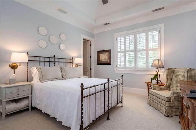 carpeted bedroom featuring baseboards and ceiling fan