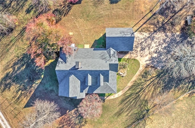 aerial view of property and surrounding area