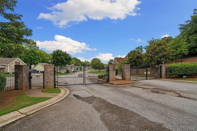 560 Vandenburg Dr, Villa Rica, GA 30180 - view of gate
