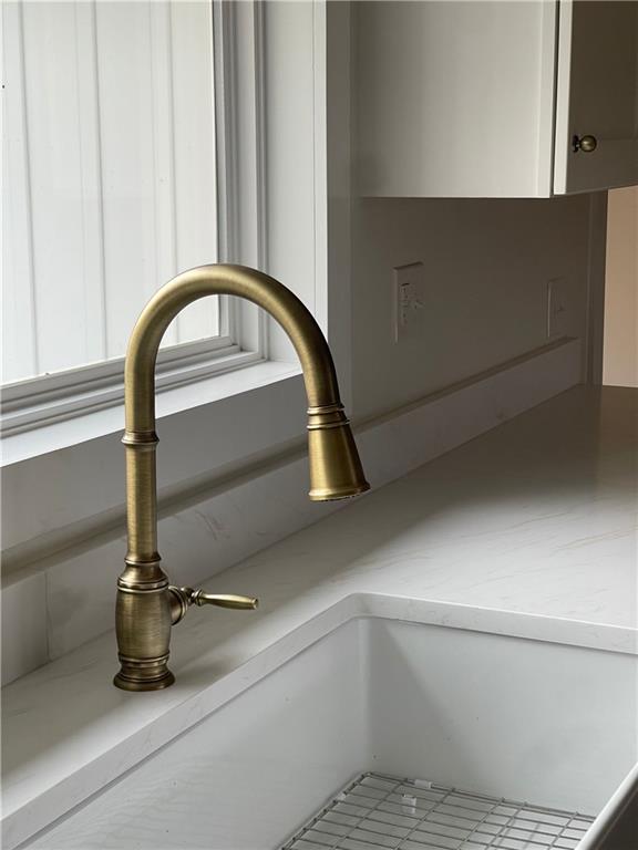 446 Brown Bridge Rd, Chatsworth, GA 30705 - kitchen view of a sink and light countertops