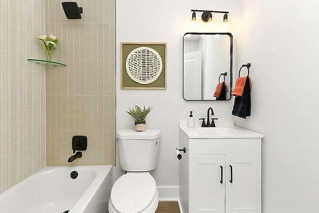 1091 Pine St, Conyers, GA 30012 - full bathroom featuring vanity and tub / shower combination