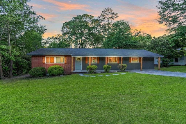 1091 Pine St, Conyers, GA 30012 - ranch-style home with a front yard