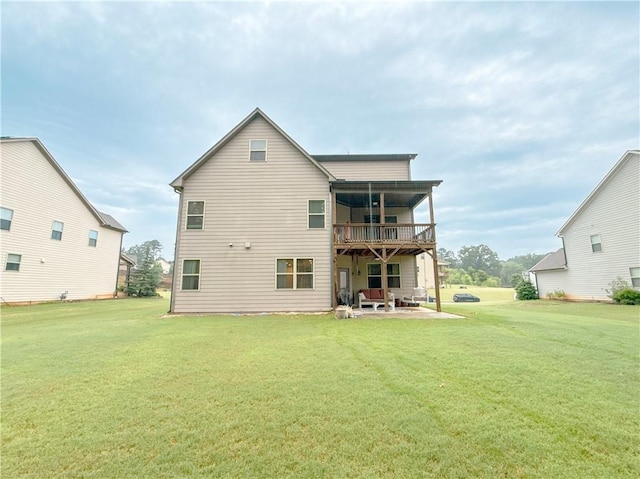 810 Pressing Dr, Alpharetta, GA 30004 - rear view of house with a patio and a lawn