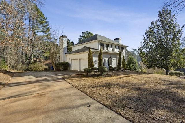 view of front facade with a garage