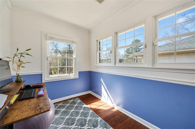 living room with ceiling fan, ornamental molding, and wood-type flooring