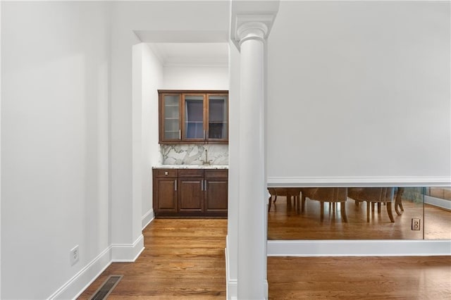 538 Sarabrook Pl, Sandy Springs, GA 30342 - hallway featuring wood finished floors and crown molding