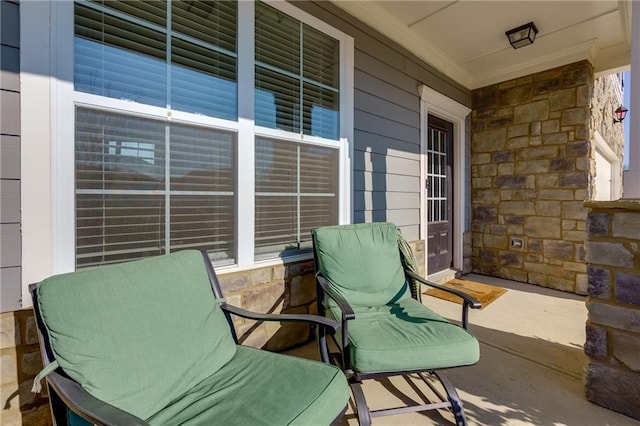 view of patio / terrace with covered porch