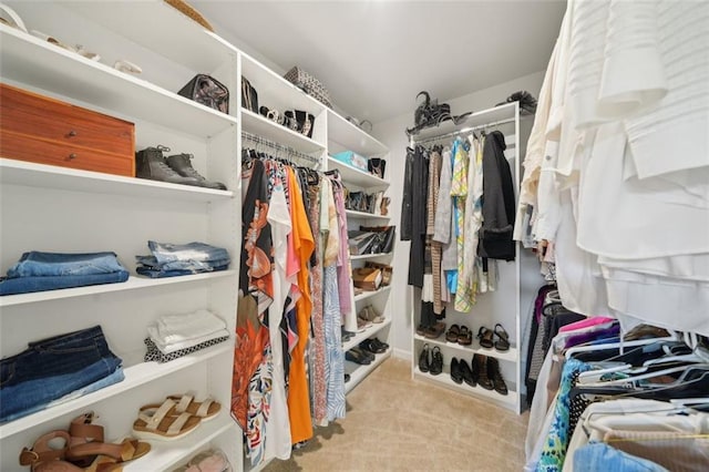 130 W Pier Way, Fayetteville, GA 30214 - spacious closet featuring carpet