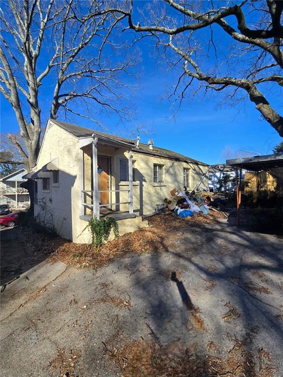 view of front of property