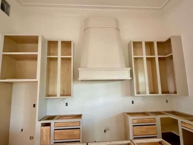 LOT35 Waterview Ct, Newnan, GA 30263 - kitchen with custom range hood
