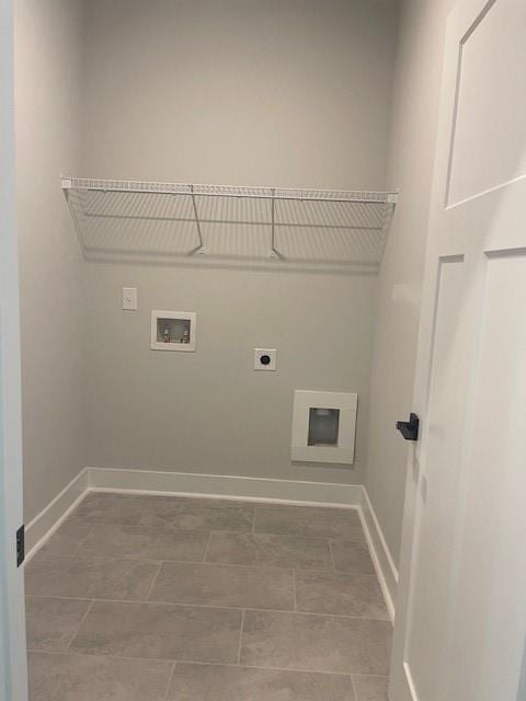 129 Silvercrest Dr, Acworth, GA 30101 - laundry area featuring electric dryer hookup, baseboards, and hookup for a washing machine